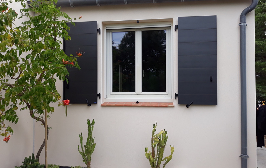 Volets battants épurés à ETAMPES